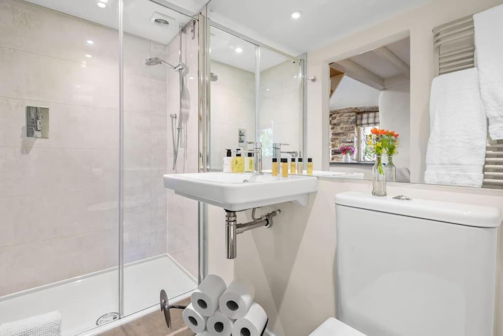 Luxury Self-Contained Cottage For Two With Hot Tub Staverton  Eksteriør bilde